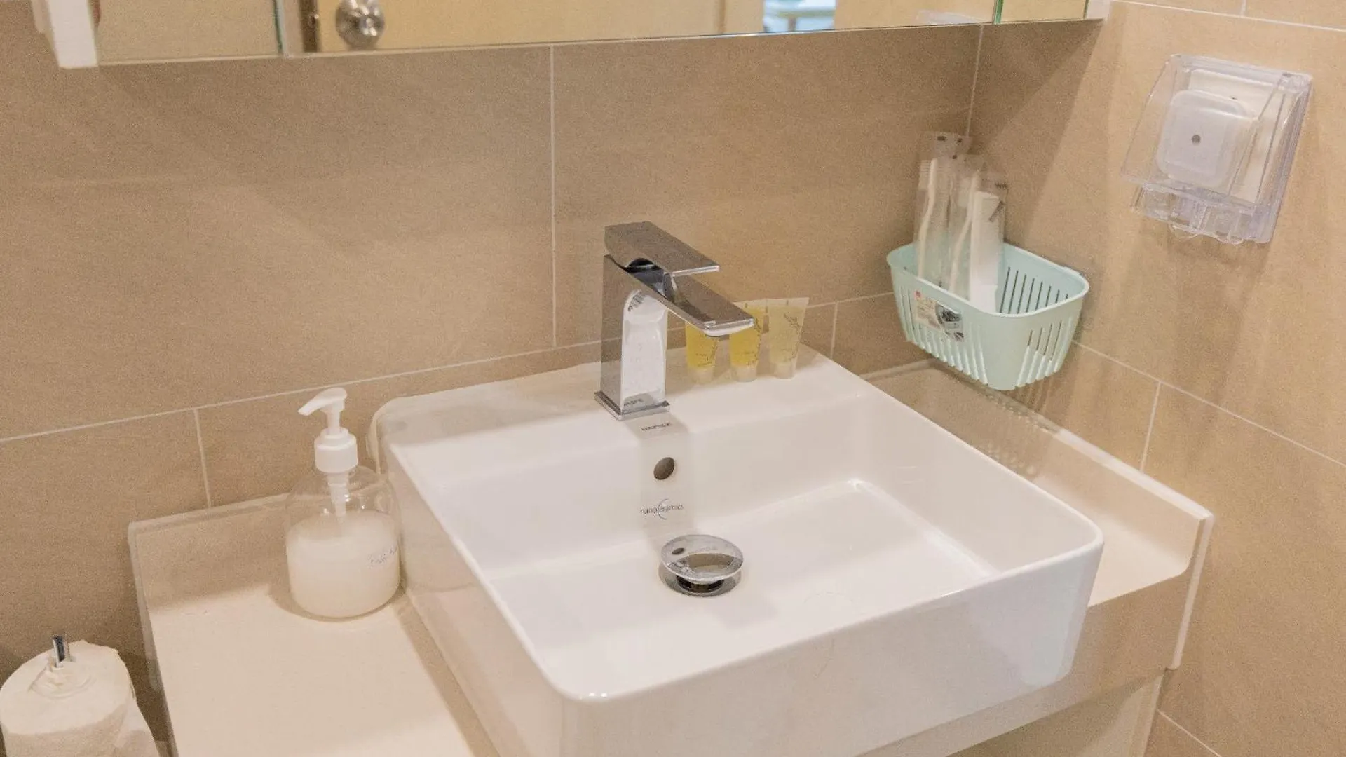 Homestay Vung Tau - Gia Re, Sang Trong Cach Bai Sau 200M 0*,