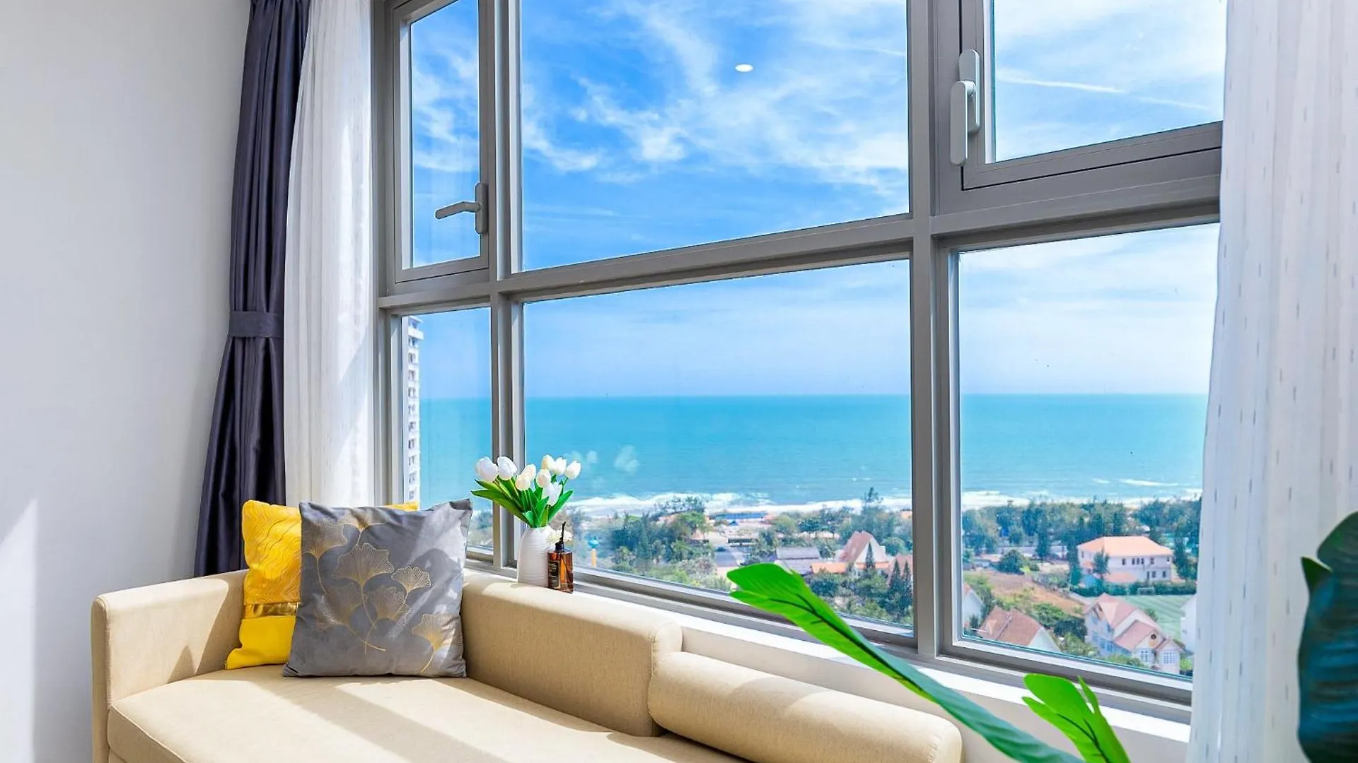 Homestay Vung Tau - Gia Re, Sang Trong Cach Bai Sau 200M